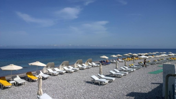 Athena Hotel ***