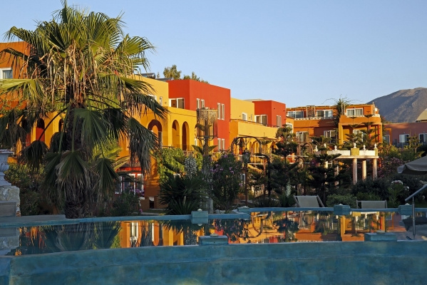 ORPHEAS RESORT HOTEL ****