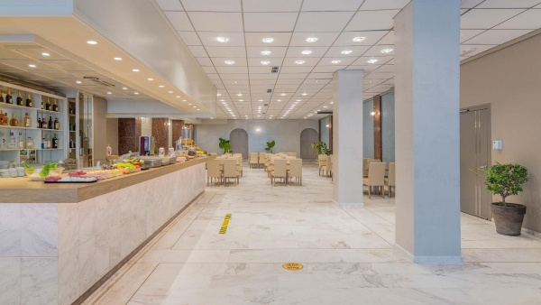 Tzante Hotel ***