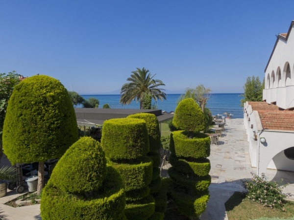DOGAN PARADISE BEACH ***