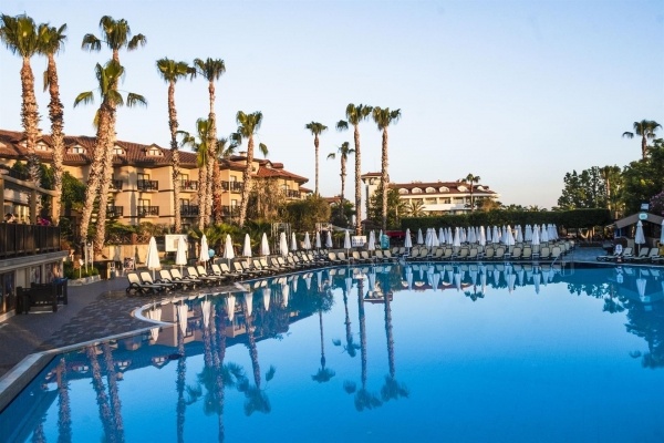 Alba Resort Hotel. *****