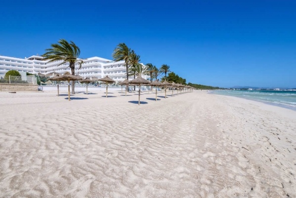 Hotel Condesa**** -RE/FP/AI, repülővel