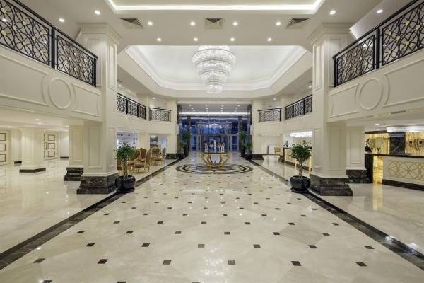 Bellis Deluxe Hotel *****