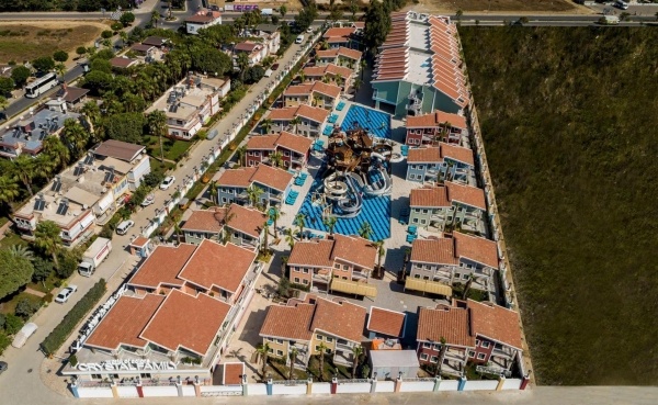 Crystal Club World Of Colours Resort & Spa *****