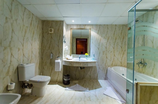 Titanic Palace & Aqua Park