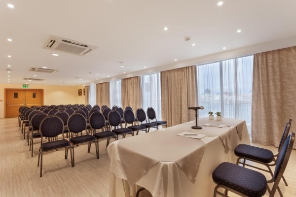 Plaza Regency Hotel
