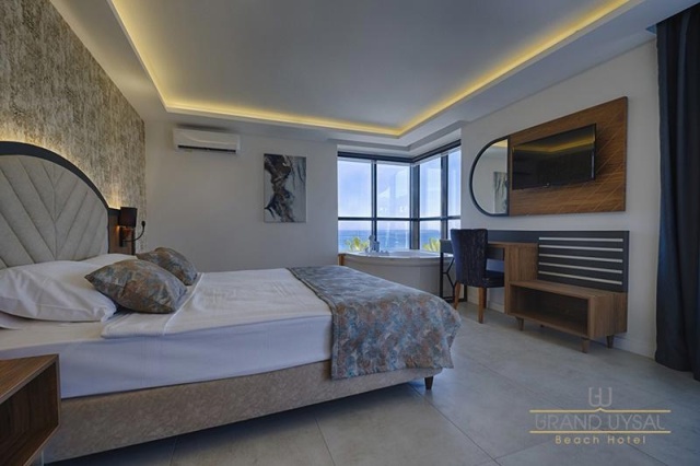 Grand Uysal Beach Hotel