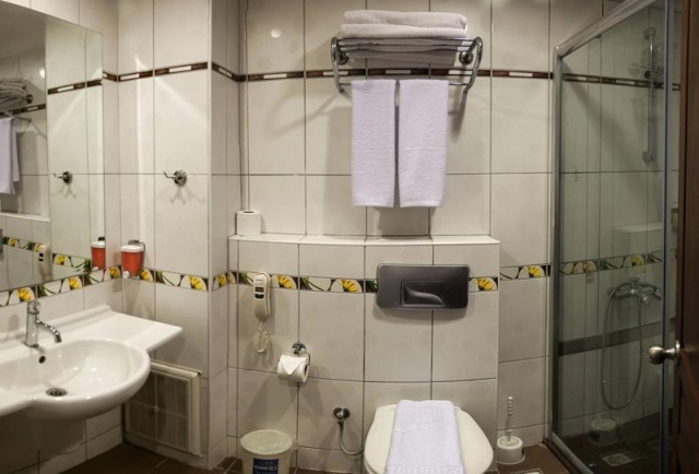 Kaila Krizantem Hotel