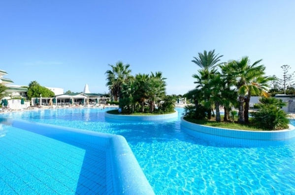 EL MANSOUR MAHDIA ****