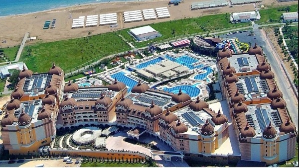 ROYAL ALHAMBRA PALACE *****