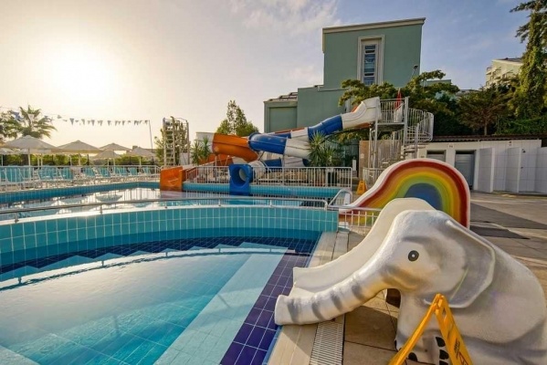 Side Aluna Hotel *****