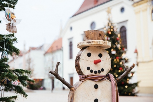 3 nap, 2 adventi hangulat: Bécs és Pozsony, busszal