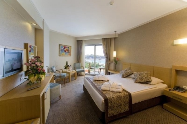 SAPHIR RESORT & SPA  *****