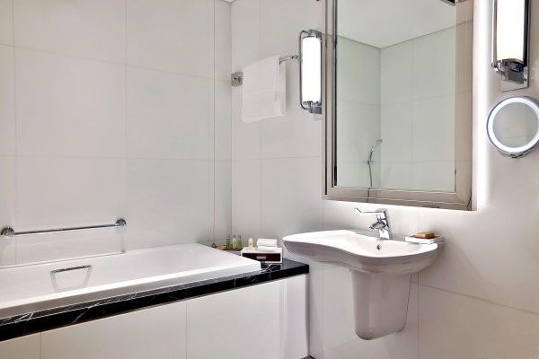 HILTON DUBAI PALM JUMEIRAH *****