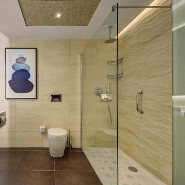 DoubleTree by Hilton Malta 2025 tél / 2026 tavasz