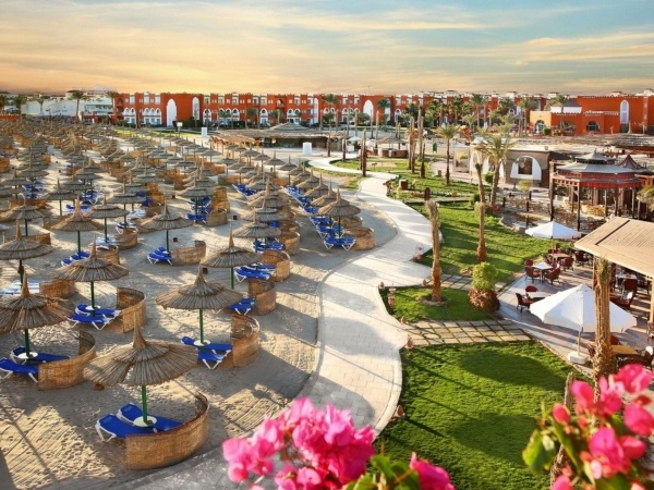 SUNRISE GARDEN BEACH RESORT *****