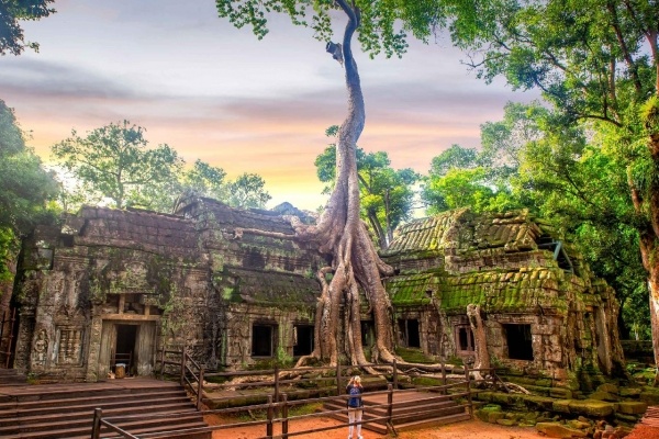 VIETNAM - LAOSZ - KAMBODZSA NAGYKÖRUTAZÁS