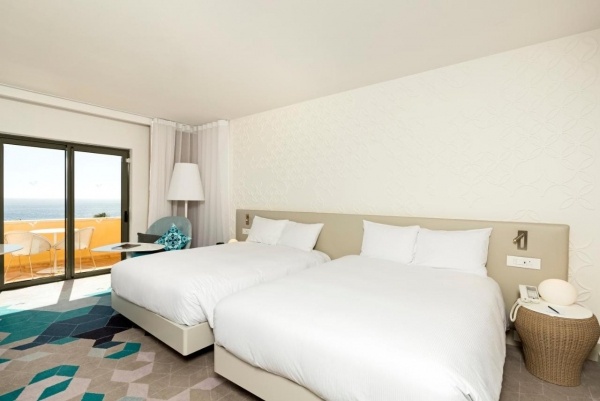 Hilton Malta Hotel 2025 tél / 2026 tavasz