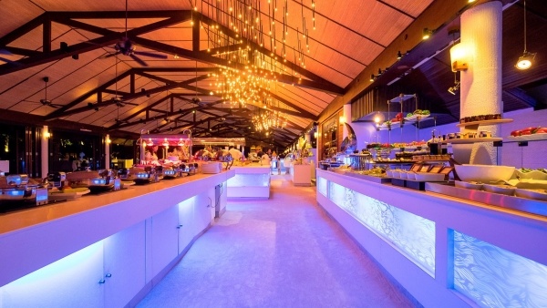 Lily Beach Resort & Spa at Huvahendhoo