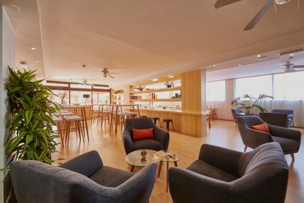 CORAL LOS ALISIOS ****