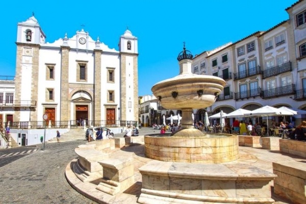 Lisszabon és környéke - csoportos csillagtúra a március 15-i hétvégén 2026.03.13-18.