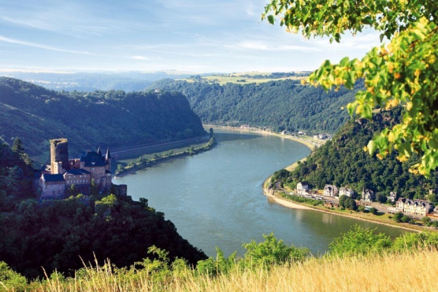 A tavasz színeiben úszó Hollandia - csoportos folyami hajóút a Rajnán magyar idegenvezetővel