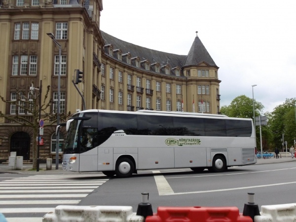 BENELUX NAGYKÖRUTAZÁS - Brüsszel, Antwerpen, Amszterdam. Hága, Delft, Zaanse Schans skanzen, Keukenhof vagy Volendam ***