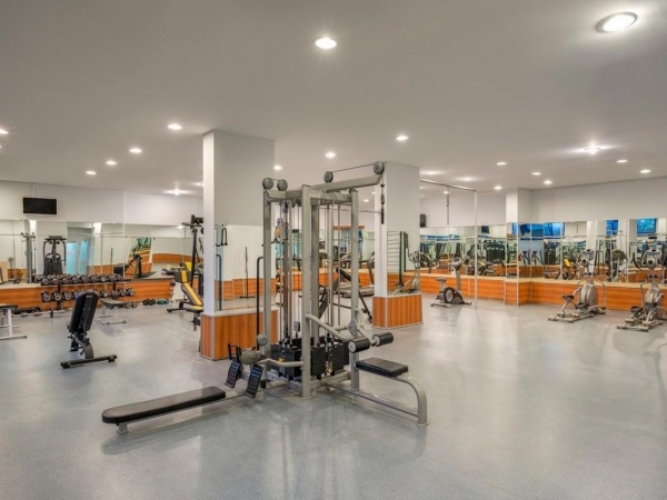 Green Max Hotel *****