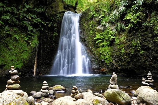 A varázslatos Azori-szigetek - csoportos körutazás magyar idegenvezetéssel 2026.04.26.-05.03.