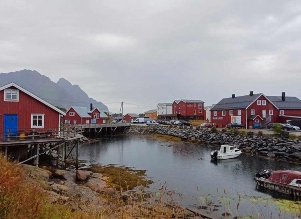 Nordkapp: Észak-Norvégia az éjféli nap fényében ***