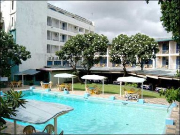 Srí Lanka / Camelot Beach Hotel***