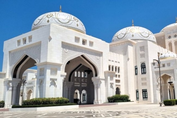 Húsvéti kalandok Dubajban és Abu Dhabiban - csoportos utazás magyar idegenvezetővel 2026.04.03-08.