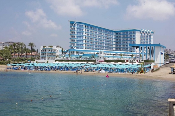 Granada Luxury Beach *****