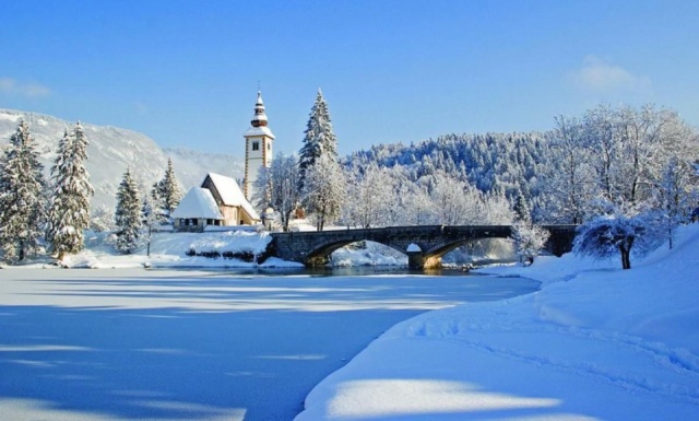 Téli élmények - Bledi-tó, Júliai Alpok és Monte Lussari