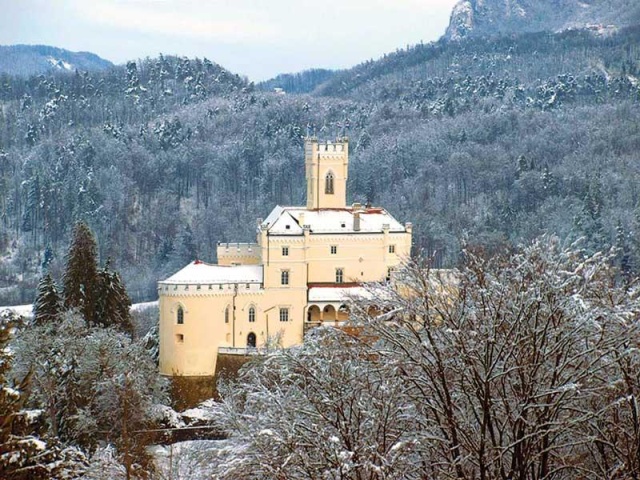 Téli varázslat a Plitvicei tavaknál