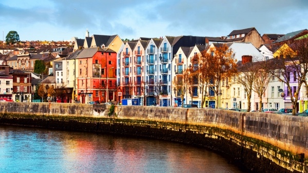 ÍRORSZÁG, A SMARAGD SZIGET ***