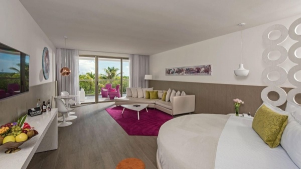 PLATINUM YUCATAN PRINCESS *****