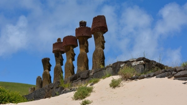 A VILÁG VÉGÉN ÉS AZON IS TÚL - CHILE ÉS A HÚSVÉT-SZIGET ***