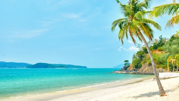 MALÁJZIA ÉS SZINGAPÚR - ESŐERDŐK ÉS FELHŐKARCOLÓK ****