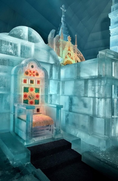 Lombkorona ösvény és jégtemplom a Tátrában