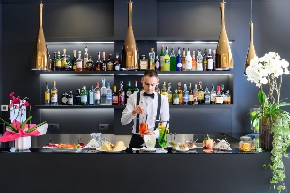 The Republic Hotel - 7 éjszakás