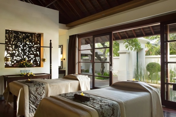 The Royal Santrian - 12 éjszakás