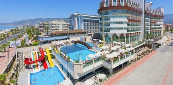 Asia Beach Resort & Spa***** - UAI, repülővel