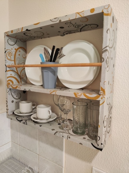 Anemologio Stúdiók, repülővel