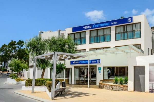 Hotel S Estanyol ***