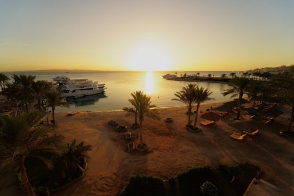 Kairó+ Regina Resort & Aqua Park (Ex. ZYA Regina Resort & Aqua Park) ****, Egyiptom