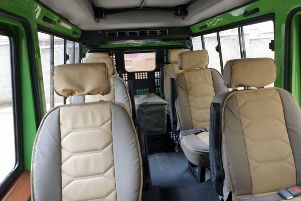 Szafari (2+5) - BETEKINTŐ, egyénileg