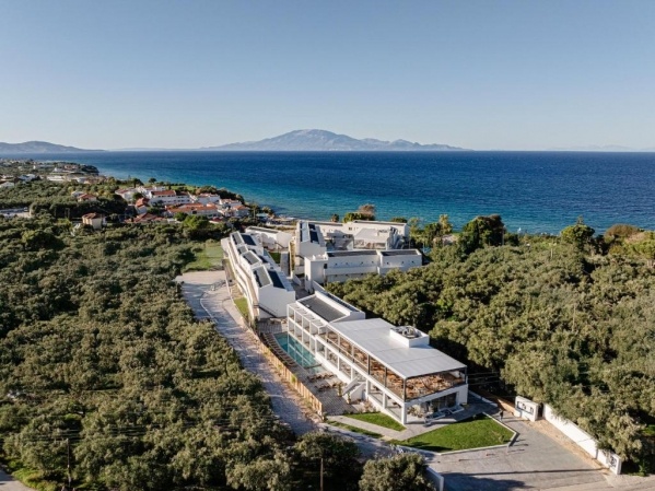 Hotel Magique Bleu Suites ***** AI, repülővel