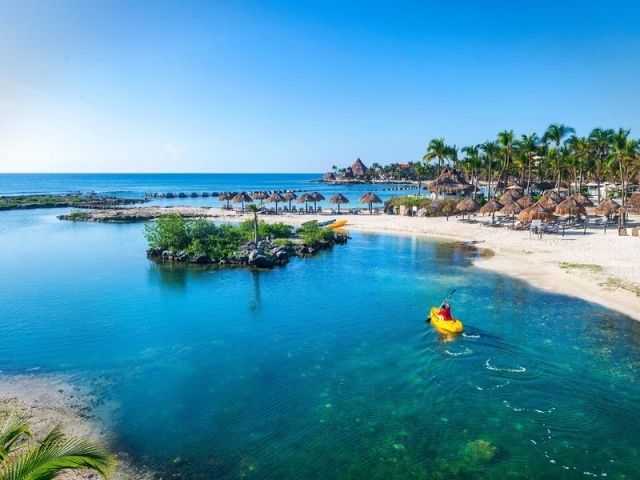 Catalonia Yucatan Beach