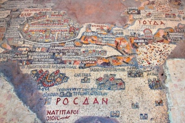 Jordánia: Petra és az ezerszínű sivatag - körutazás magyar idegenvezetővel 2026.05.26-30.